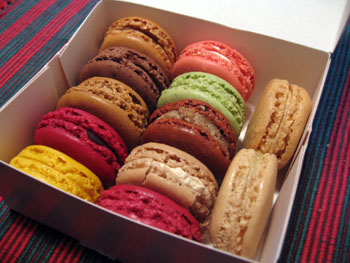 1125 macarons.jpg