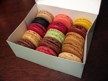 1212 macarons.jpg